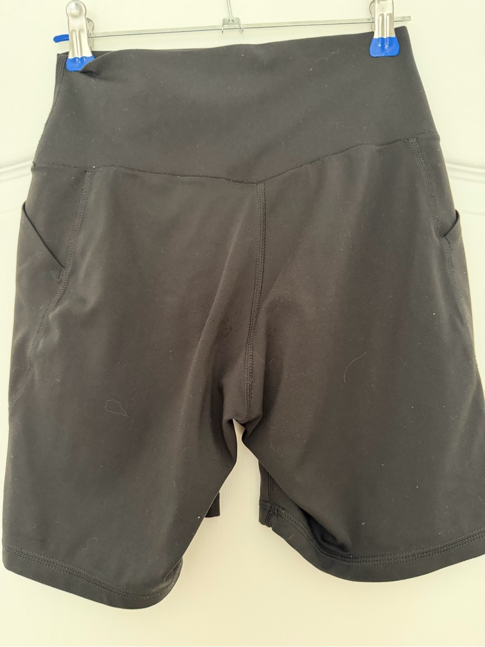 Uniqlo Black Women's Bike Shorts with Side Pockets